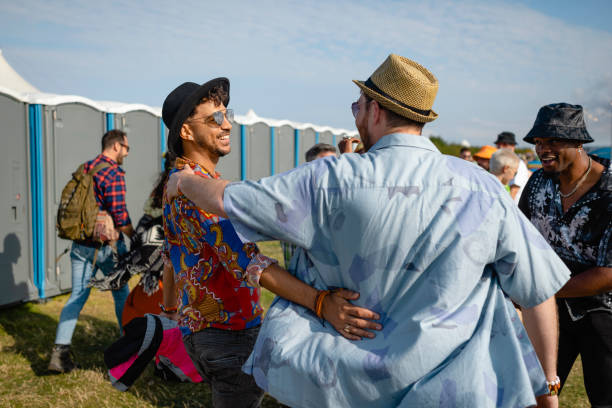 Best Portable toilet rental cost  in Bellefontaine Neighbors, MO